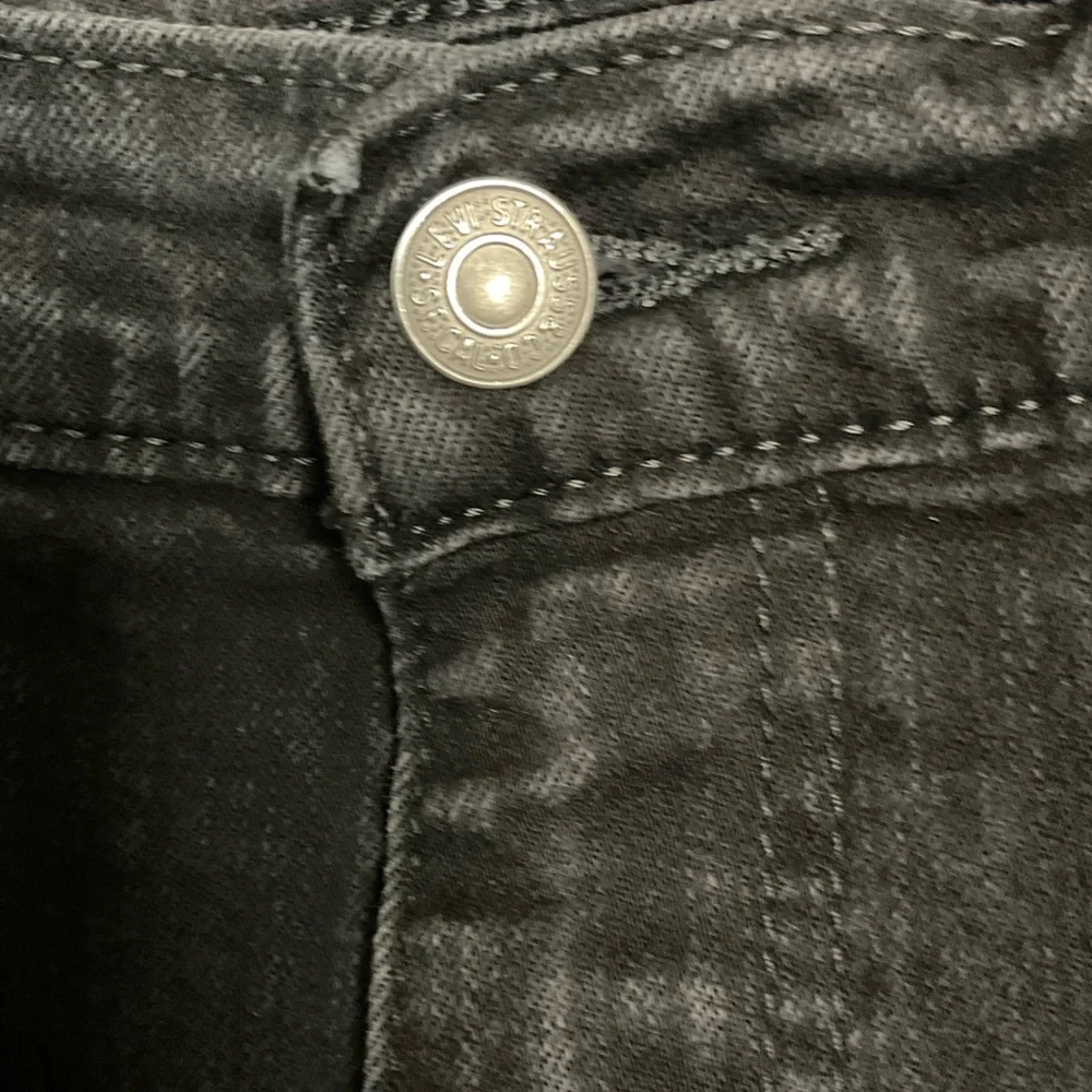 Levis classic black